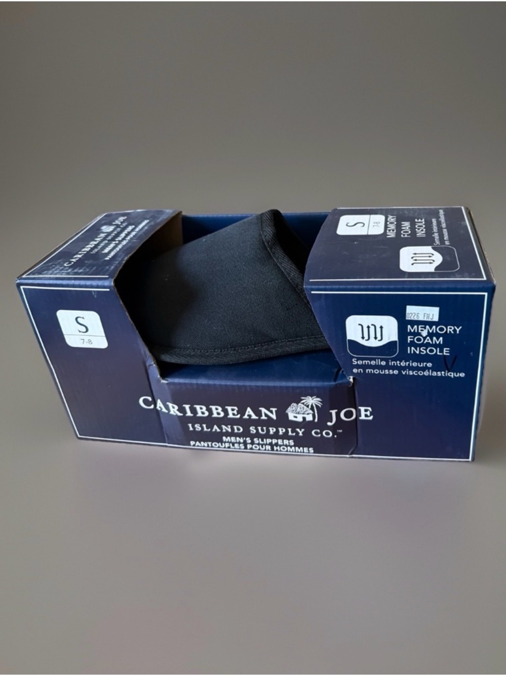Caribbean Joe Island Supply Co. Men’s Size S (7-8) Black Slippers. New in Box.